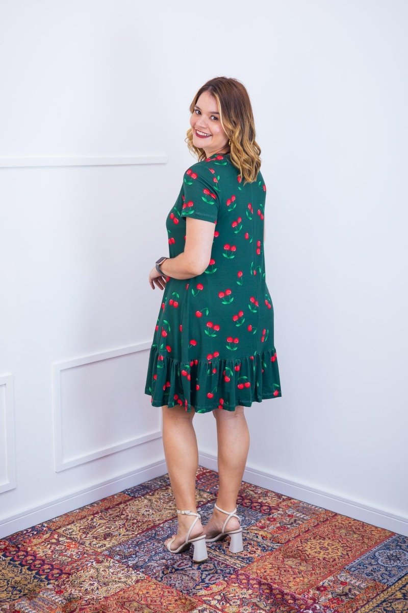 Vestido Verona - Babado Gola V e Manga Curta