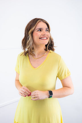 Vestido Verona - Babado Gola V e Manga Curta