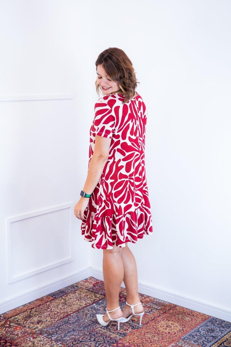 Vestido Verona - Babado Gola V e Manga Curta