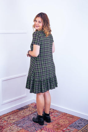 Vestido Verona - Babado Gola V e Manga Curta