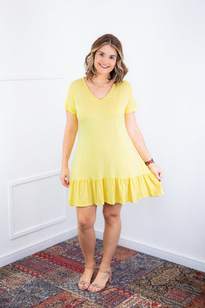 Vestido Verona - Babado Gola V e Manga Curta