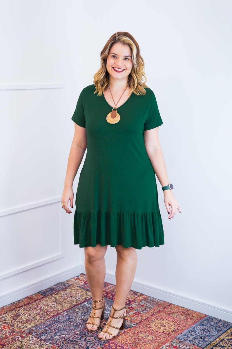 Vestido Verona - Babado Gola V e Manga Curta