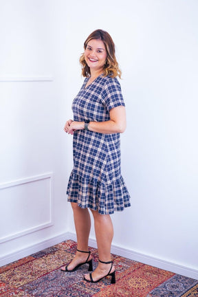 Vestido Verona - Babado Gola V e Manga Curta