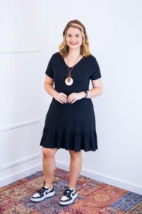 Vestido Verona - Babado Gola V e Manga Curta